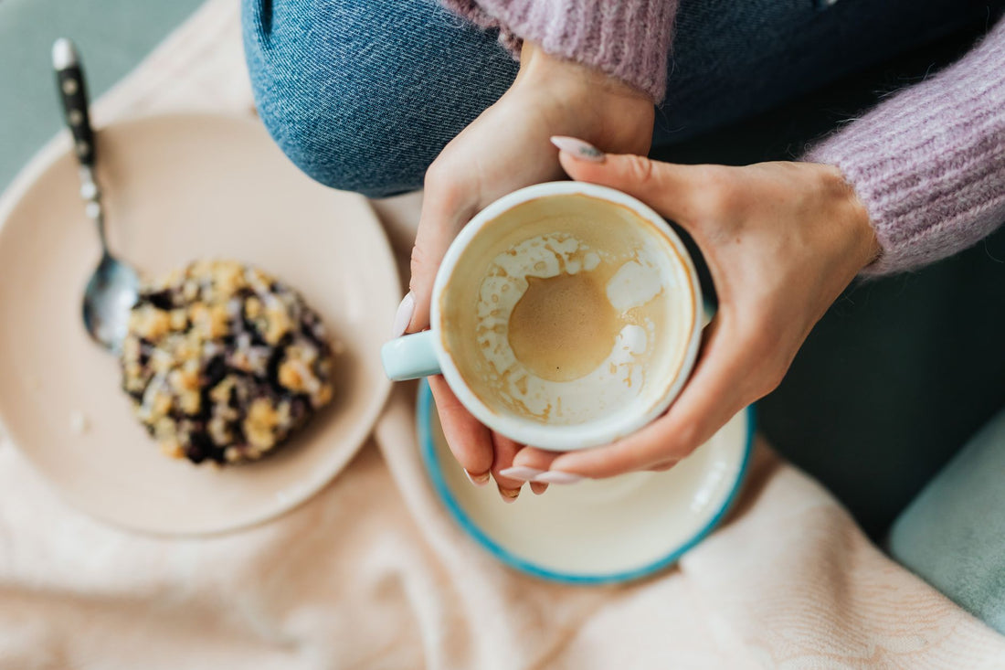 How Coffee Cools Through Four Distinct Flavor Stages and Why the Last Sip Surprises You