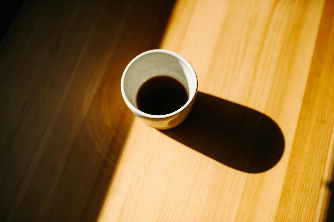 why does black coffee taste like cigarettes Do and Go Together? Why Black Coffee Tastes So