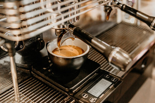 Why Timing an Espresso Shot Tells You Less Than Weighing It